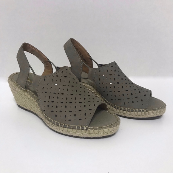 petrina gail wedge sandal